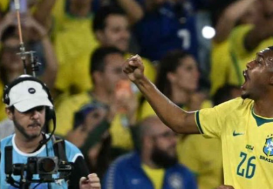 Brasil goleia o Panamá em despedida da torcida brasileira antes de viajar para a Copa do Mundo