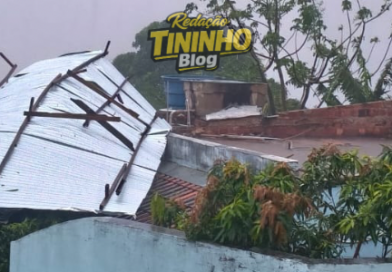 Vento forte destelha residência no bairro Lia Márcia, em Bom Jesus do Itabapoana